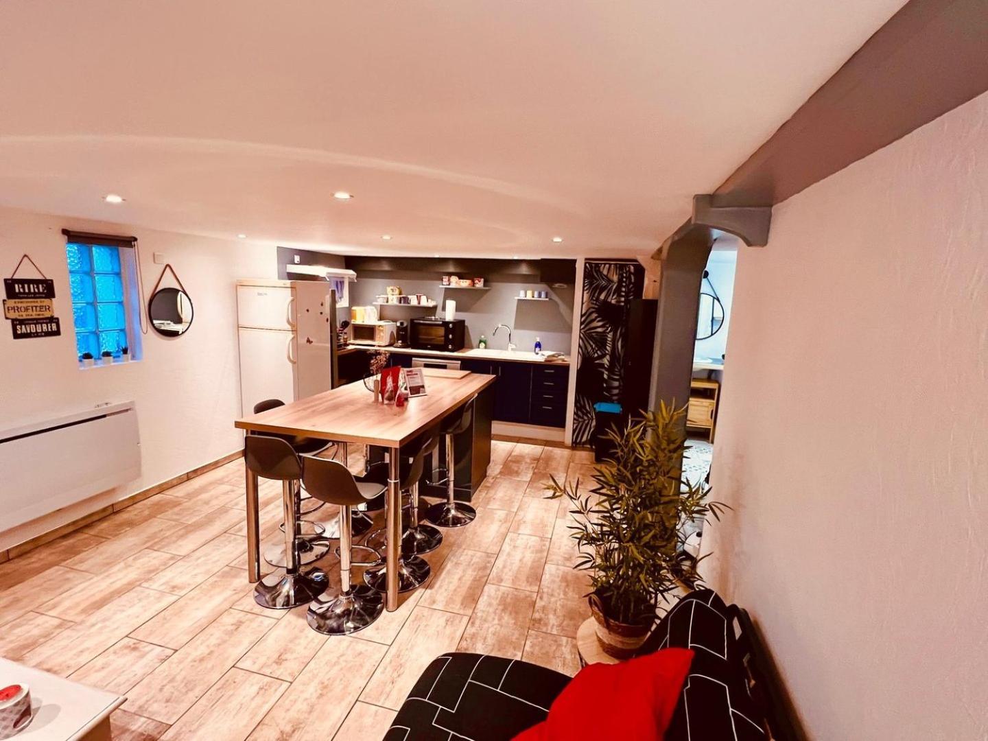 Le Camille Charming With Garden 5 Min Chu Apartman Poitiers Kültér fotó